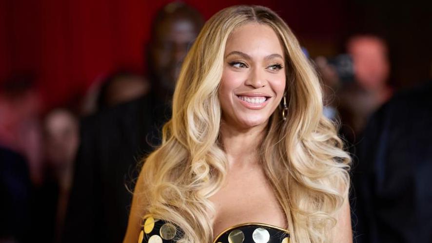 Beyoncé Hits the Billion-Dollar Mark and the Internet Can’t Stop Talking